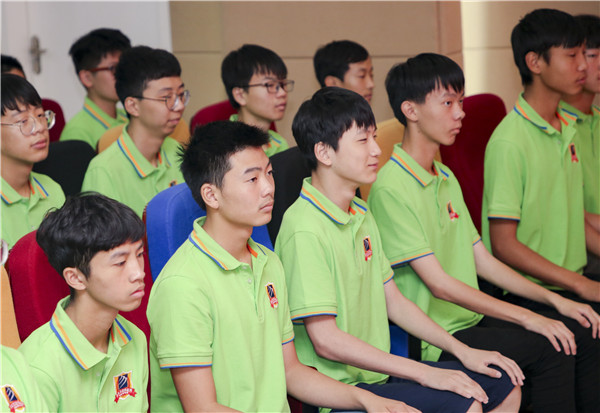 南京新华2019级新生职业素质拓展训练动员大会圆满结束！