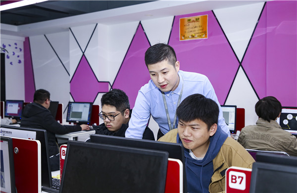 <a href=http://njxh.cn target=_blank class=infotextkey>专业</a>推荐：2021年动漫游戏行业发展如何？
