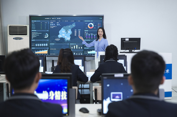 1767858171502826.jpg 1573806083728441.jpg